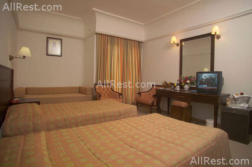 Cesars Resort Hotel 43